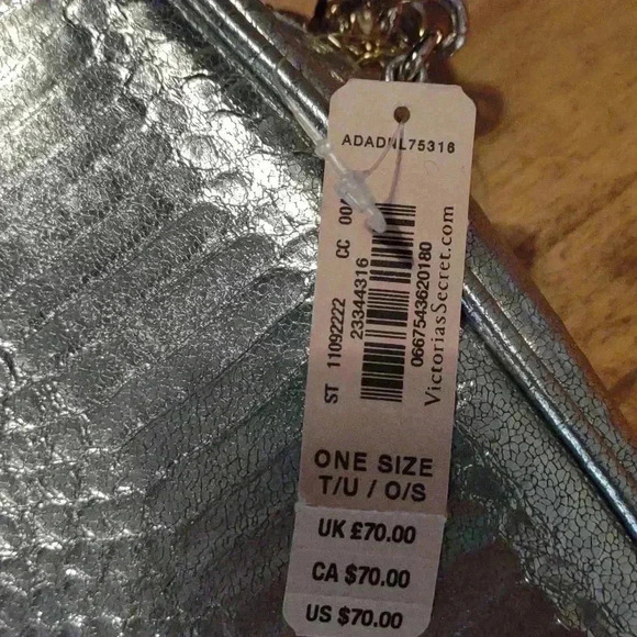 NWT Victoria Secret silver crossbody bag with heavy gold chain strap accent - Picture 7 of 7